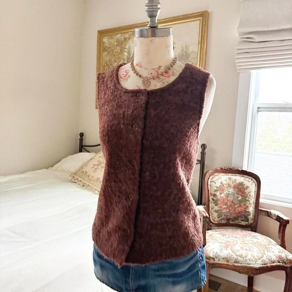 Brown sweater vest   90s departures‎ fuzzy vest size medium